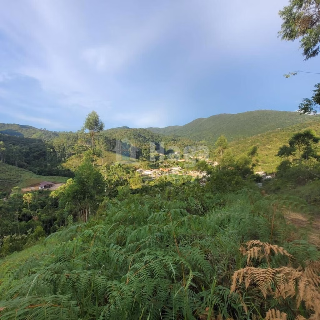 Terreno de 400 m² em Nova Trento, SC