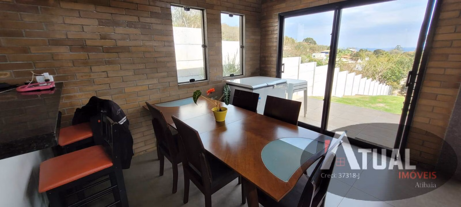 Casa de 1.000 m² em Atibaia, SP