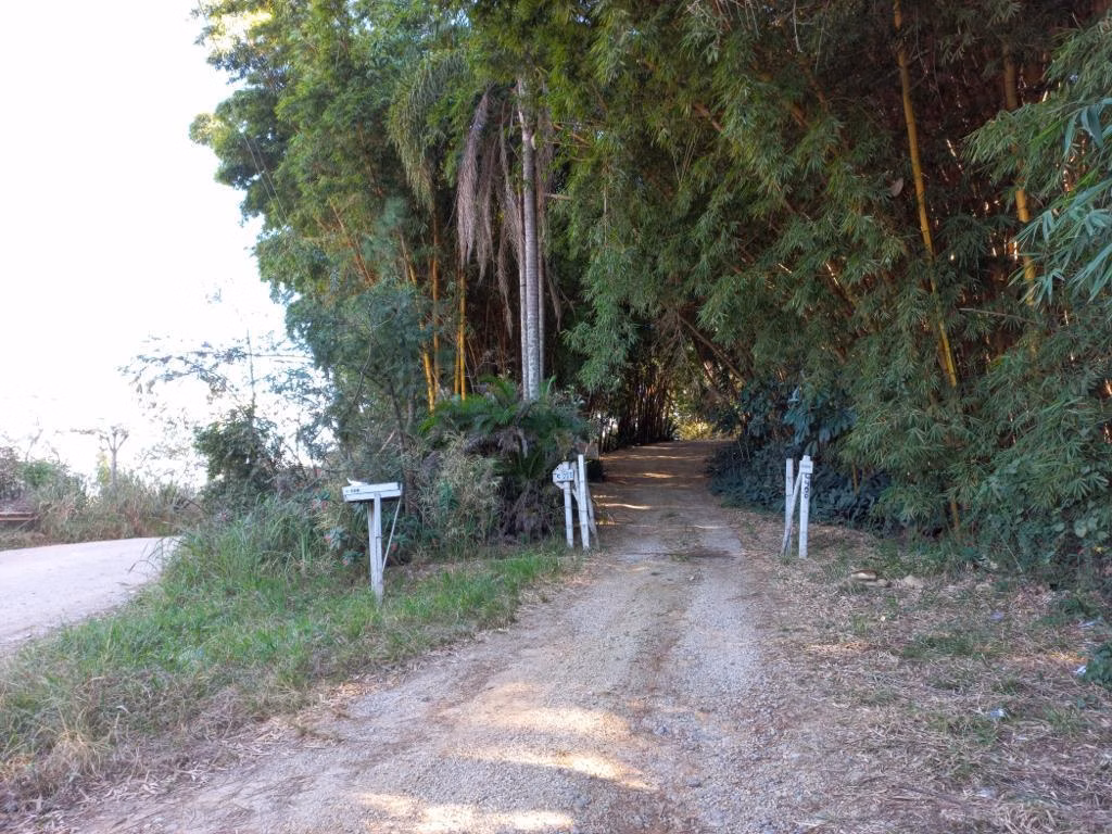 Chácara de 3.700 m² em Caçapava, SP