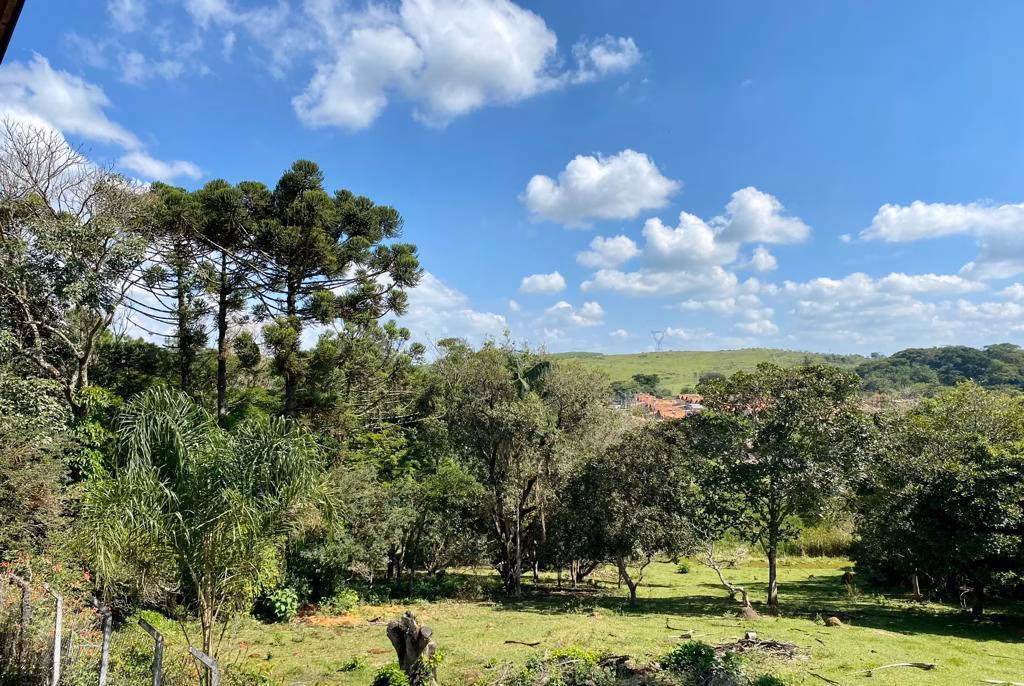 Chácara de 3.700 m² em Caçapava, SP