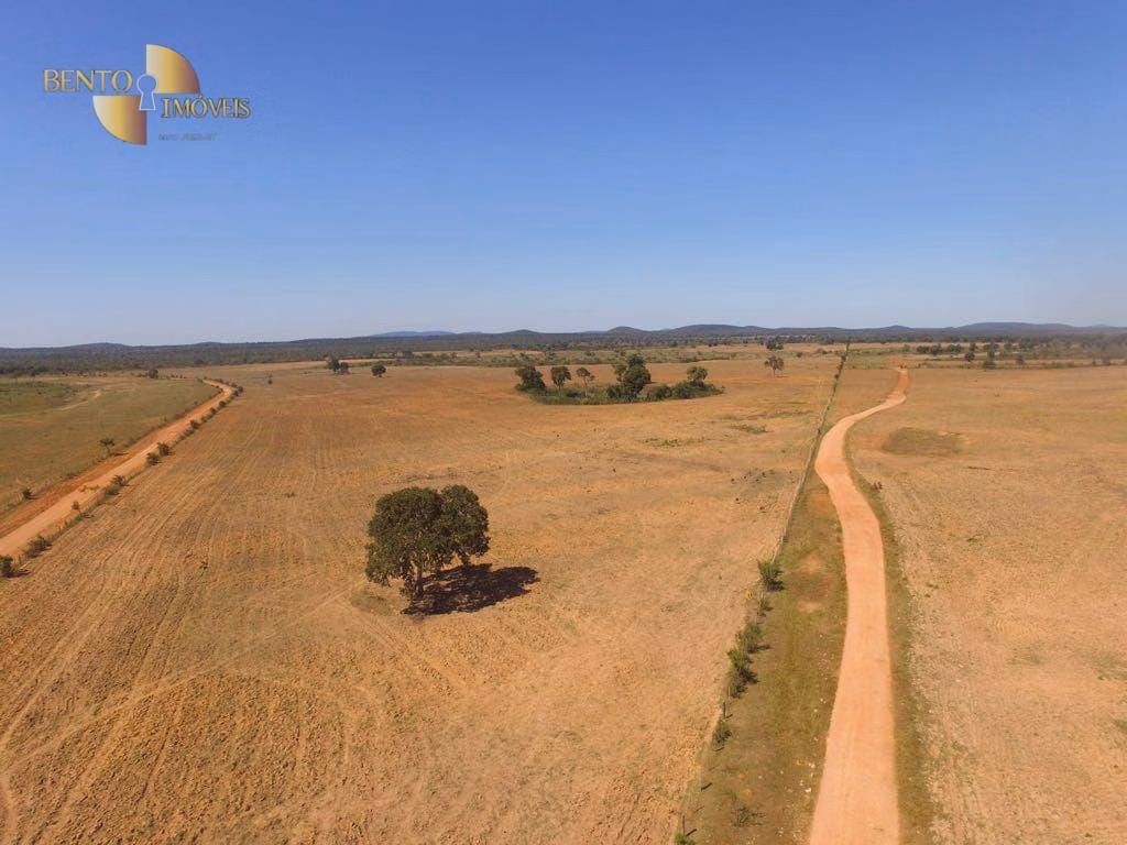Fazenda de 2.627 ha em Cáceres, MT