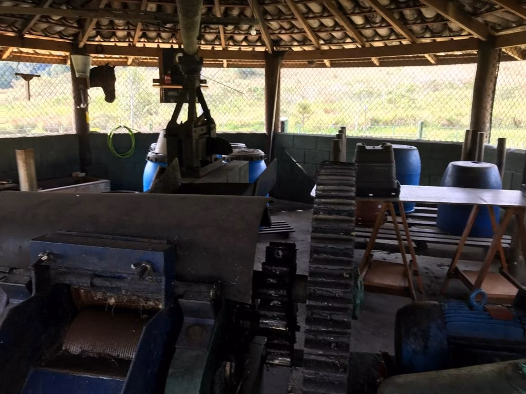 Sítio de 4 ha em Paraibuna, SP