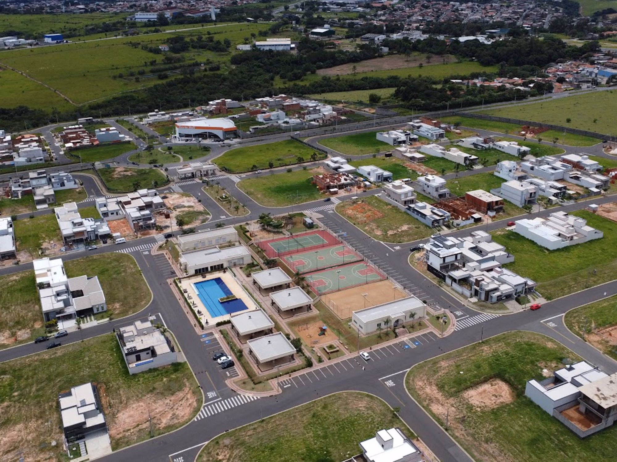 House of 200 m² in Monte Mor, SP, Brazil