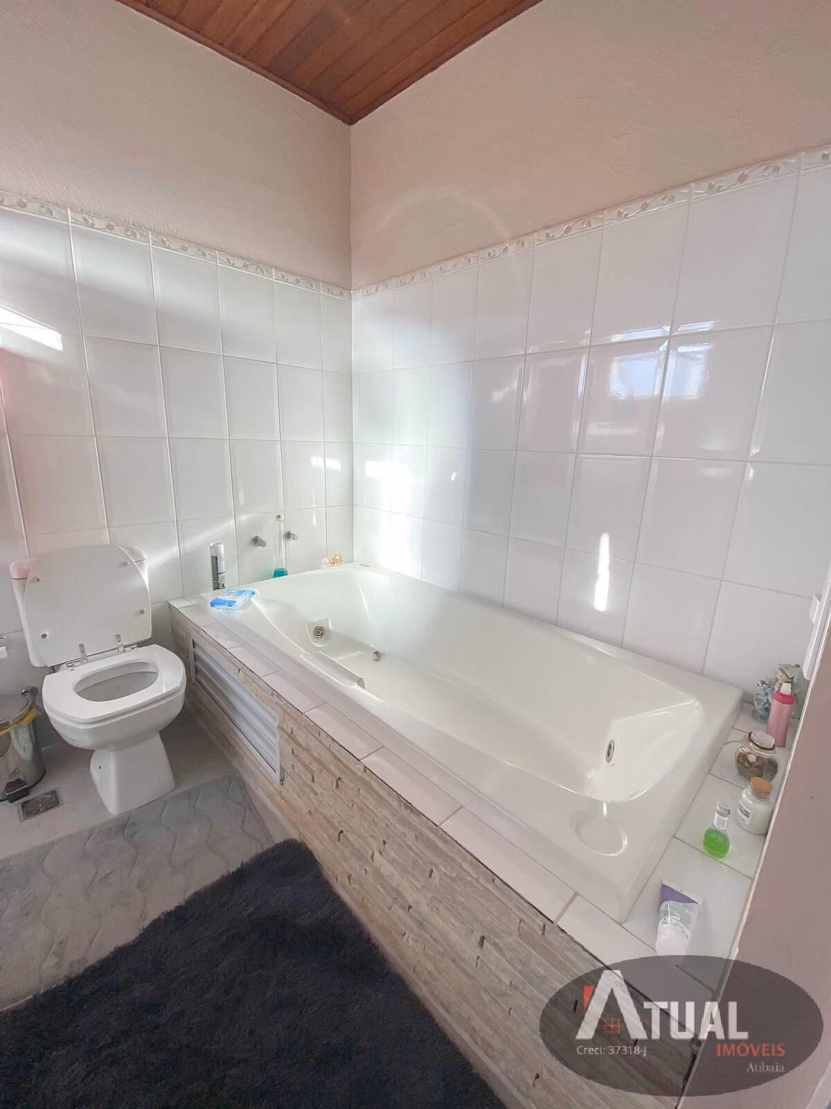 Casa de 522 m² em Jarinu, SP