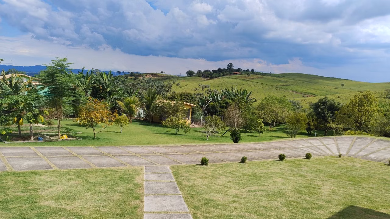 Chácara de 3.100 m² em Caçapava, SP