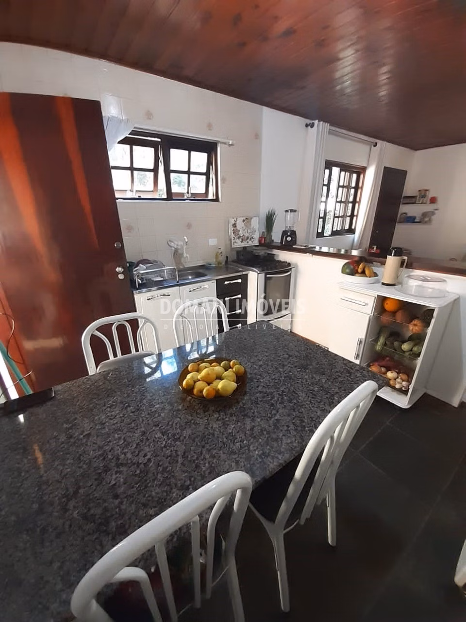 Casa de 1.000 m² em Campos do Jordão, SP