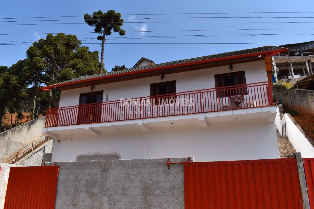 Casa de 650 m² em Campos do Jordão, SP