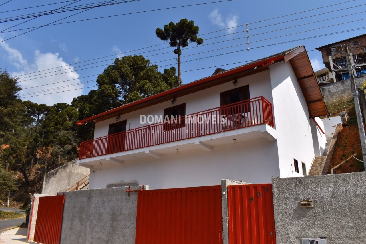 Casa de 650 m² em Campos do Jordão, SP