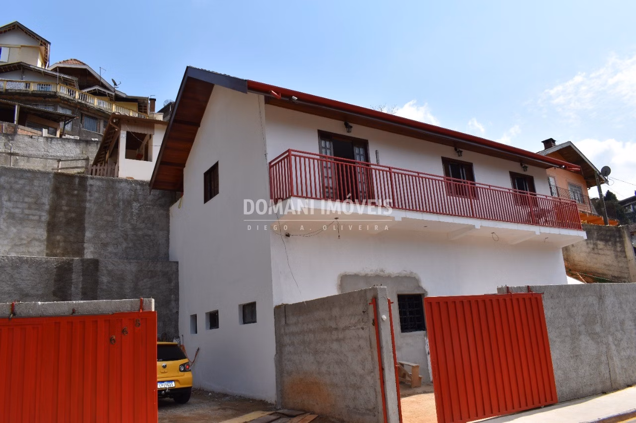 Casa de 650 m² em Campos do Jordão, SP