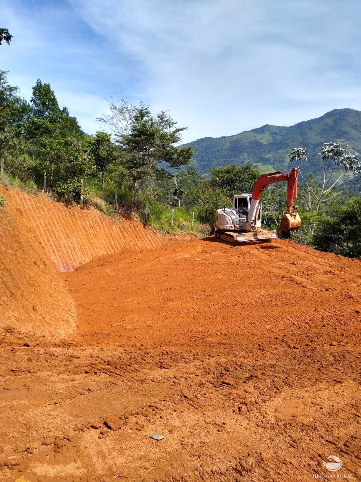 Small farm of 7 acres in São José dos Campos, SP, Brazil