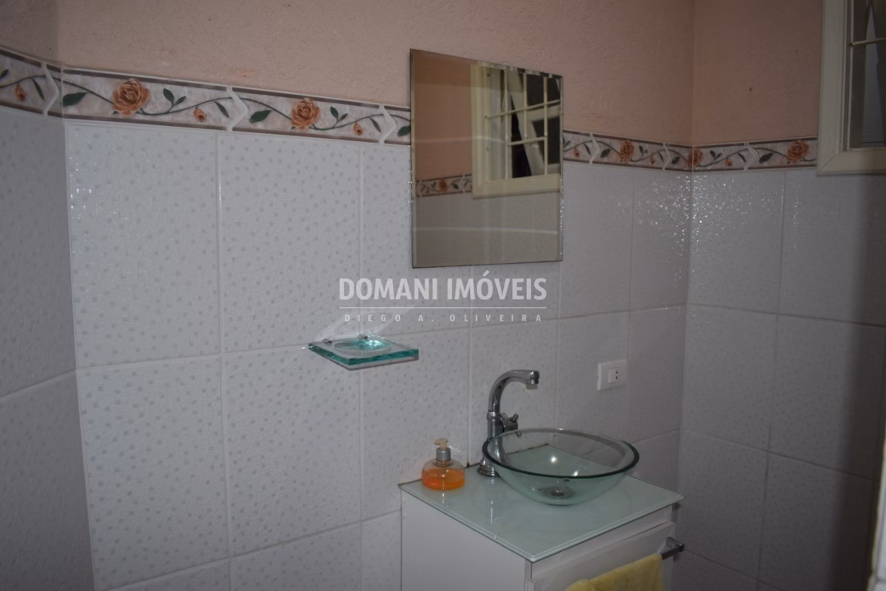 Casa de 360 m² em Campos do Jordão, SP