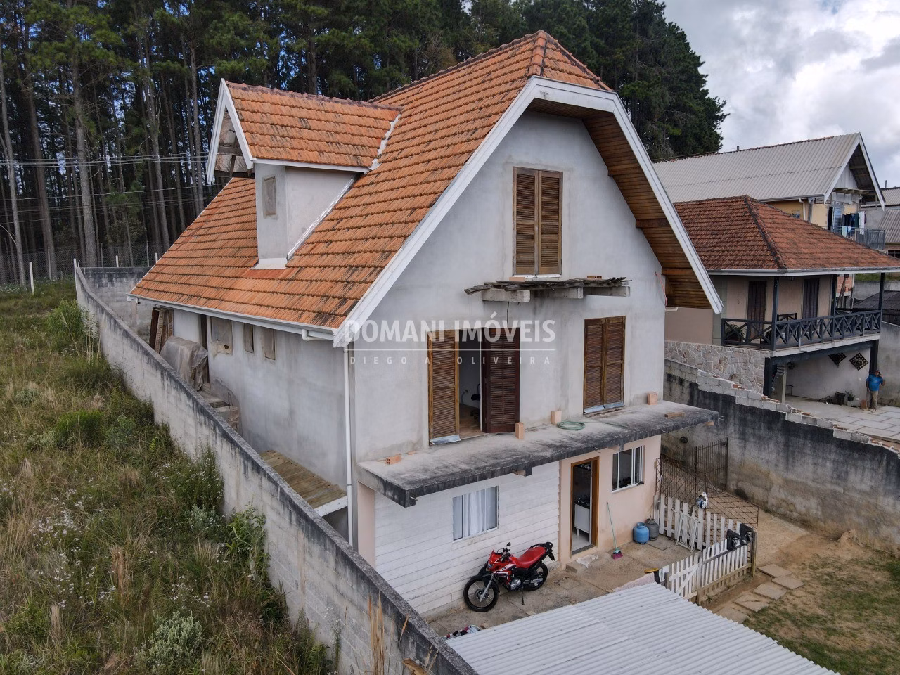 Casa de 500 m² em Campos do Jordão, SP