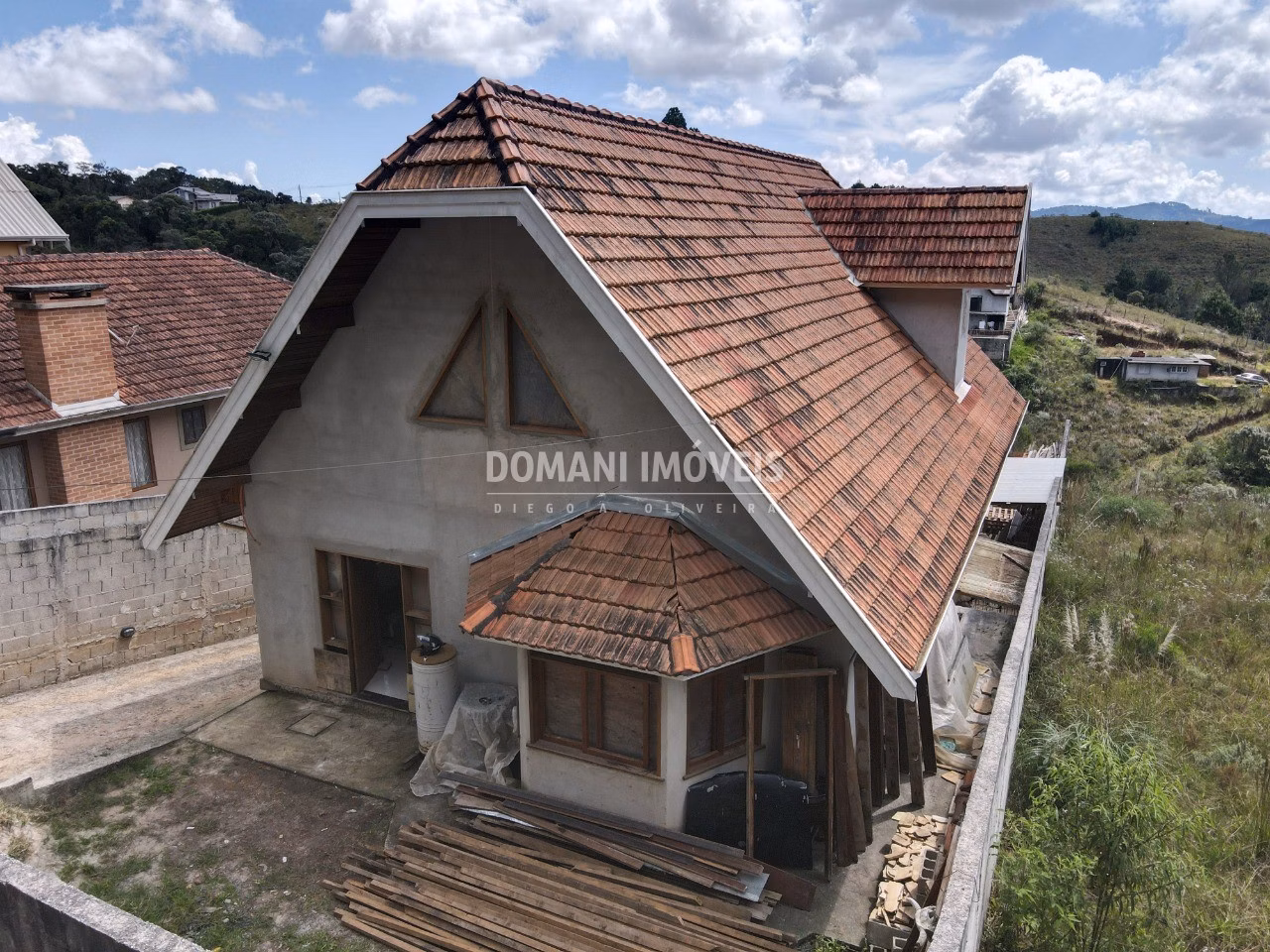 Casa de 500 m² em Campos do Jordão, SP