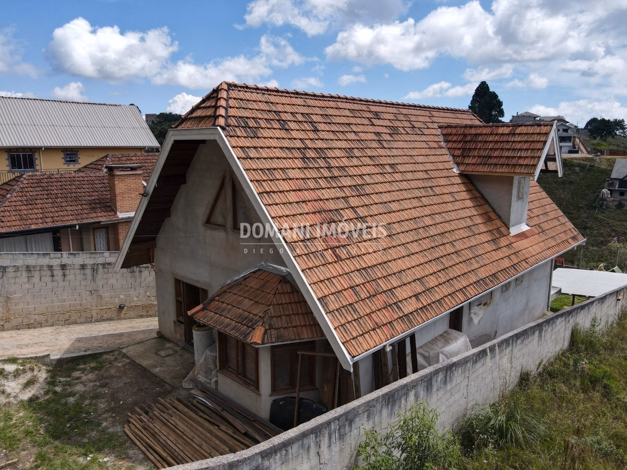 Casa de 500 m² em Campos do Jordão, SP