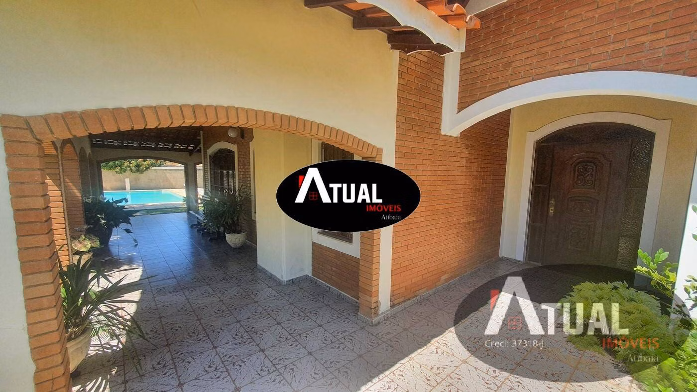Casa de 3.000 m² em Piracaia, SP