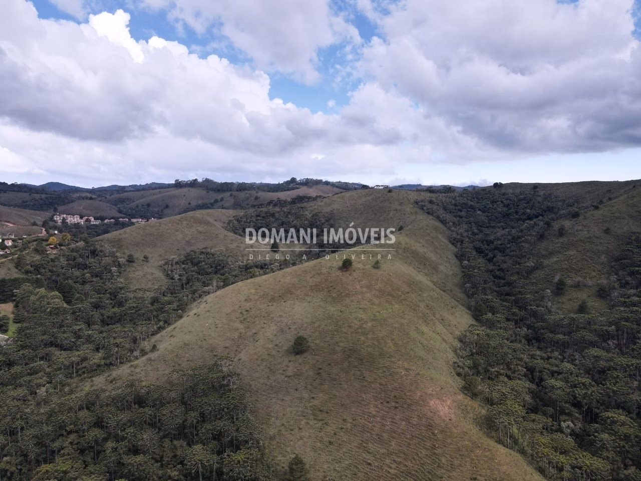 Terreno de 12 ha em Campos do Jordão, SP