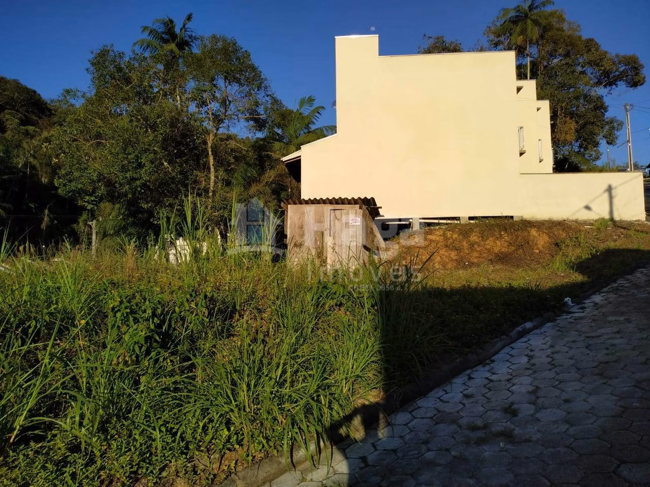 Terreno de 351 m² em Brusque, SC