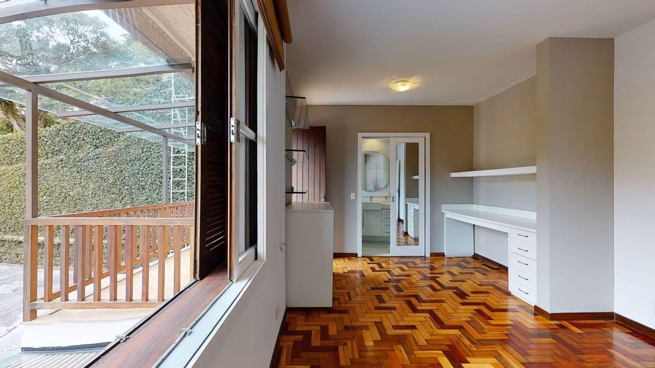 Casa de 542 m² em Petrópolis, RJ