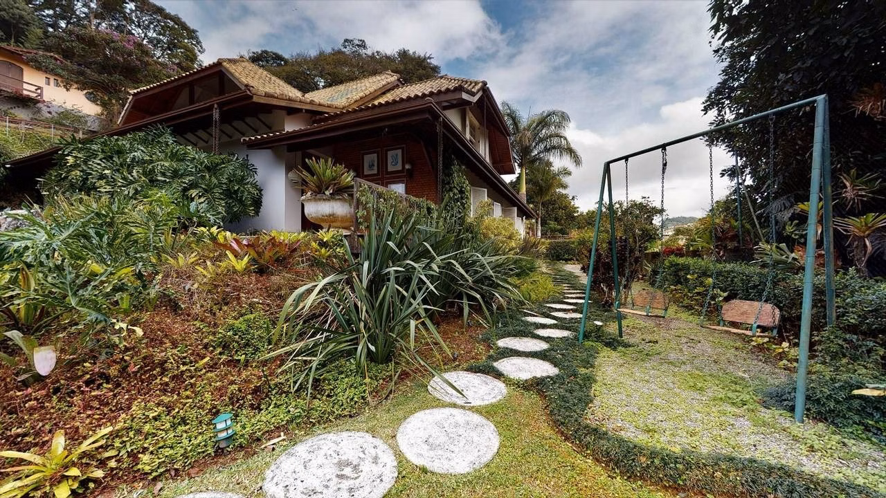 Casa de 542 m² em Petrópolis, RJ