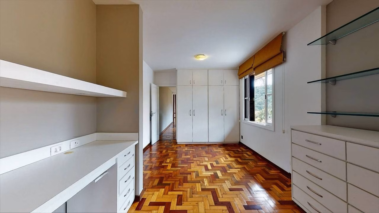 Casa de 542 m² em Petrópolis, RJ