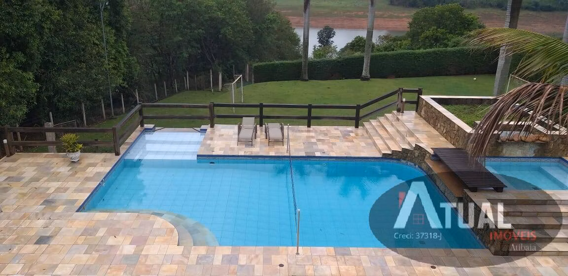 Casa de 2.000 m² em Piracaia, SP