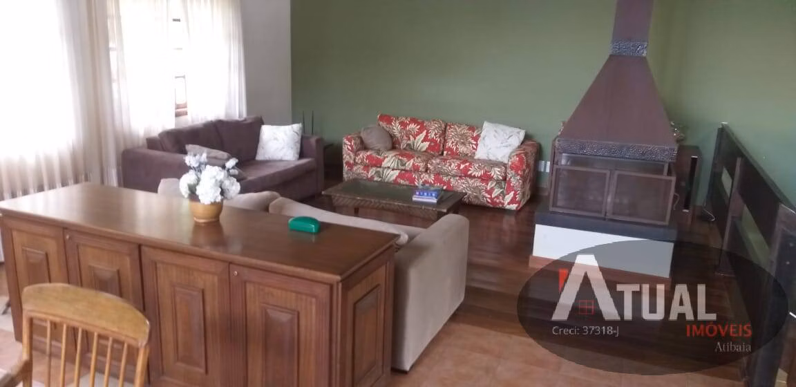 Casa de 2.000 m² em Piracaia, SP