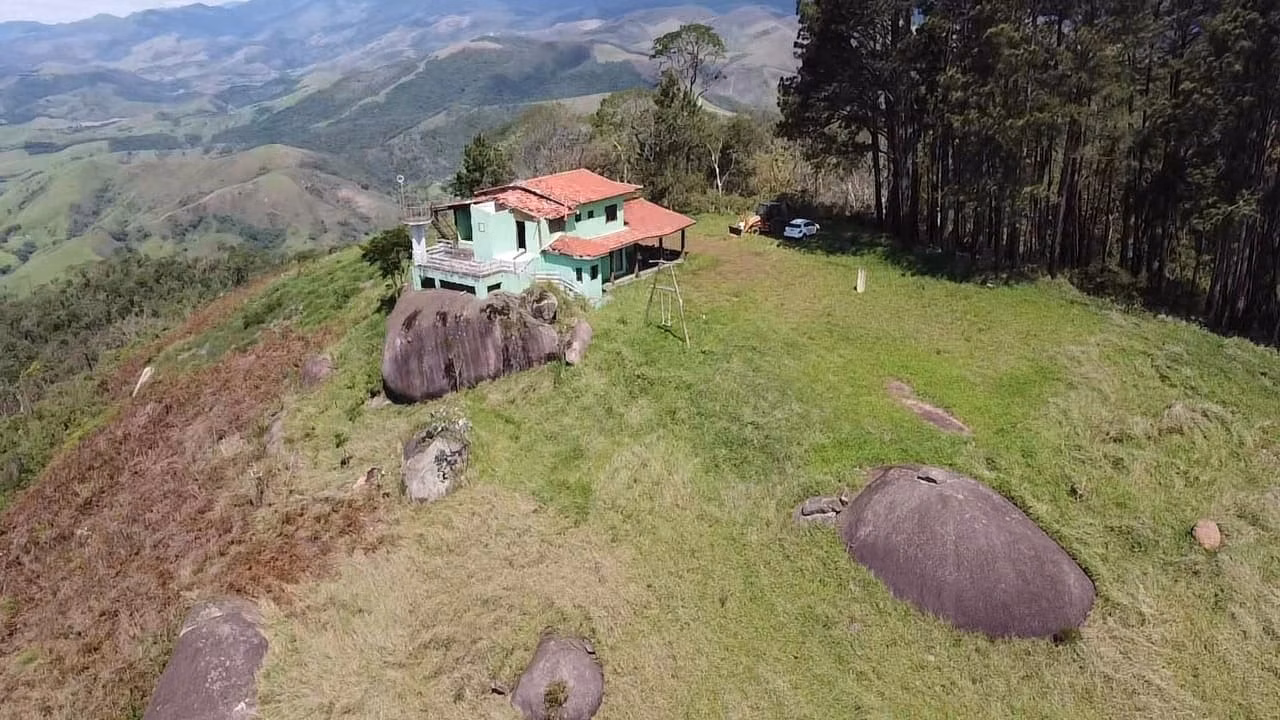 Sítio de 51 ha em Cachoeira Paulista, SP