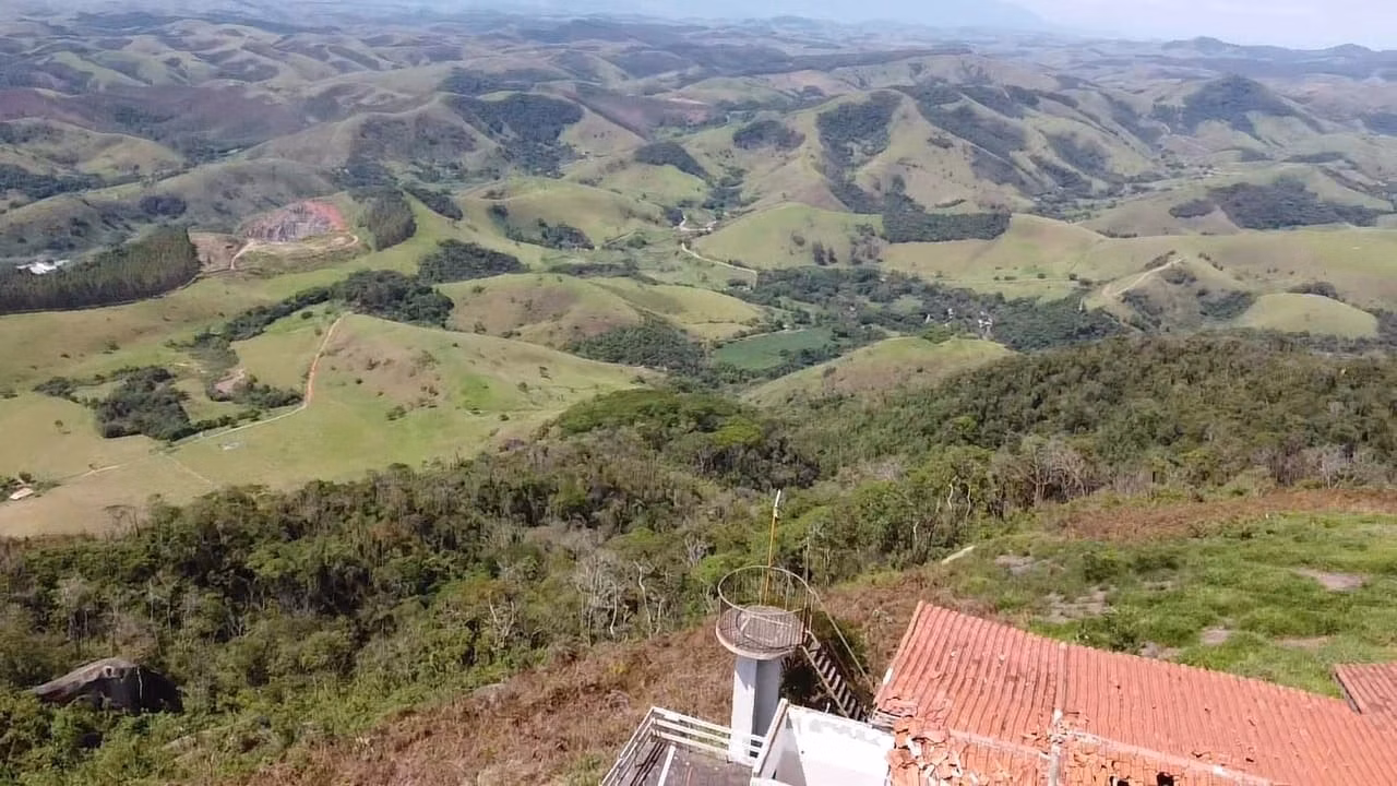 Sítio de 51 ha em Cachoeira Paulista, SP