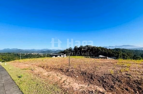 Terreno de 420 m² em Brusque, SC