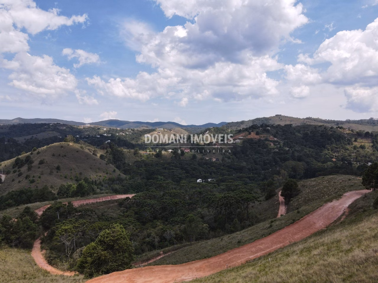 Terreno de 1.100 m² em Campos do Jordão, SP