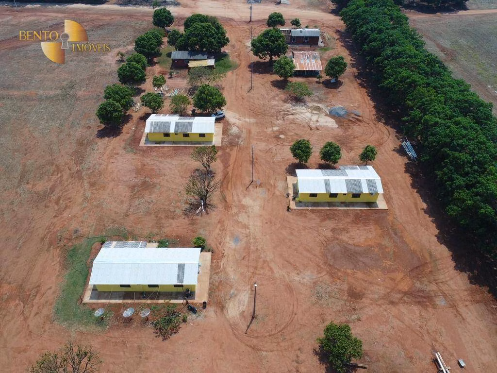 Fazenda de 7.400 ha em São José do Rio Claro, MT