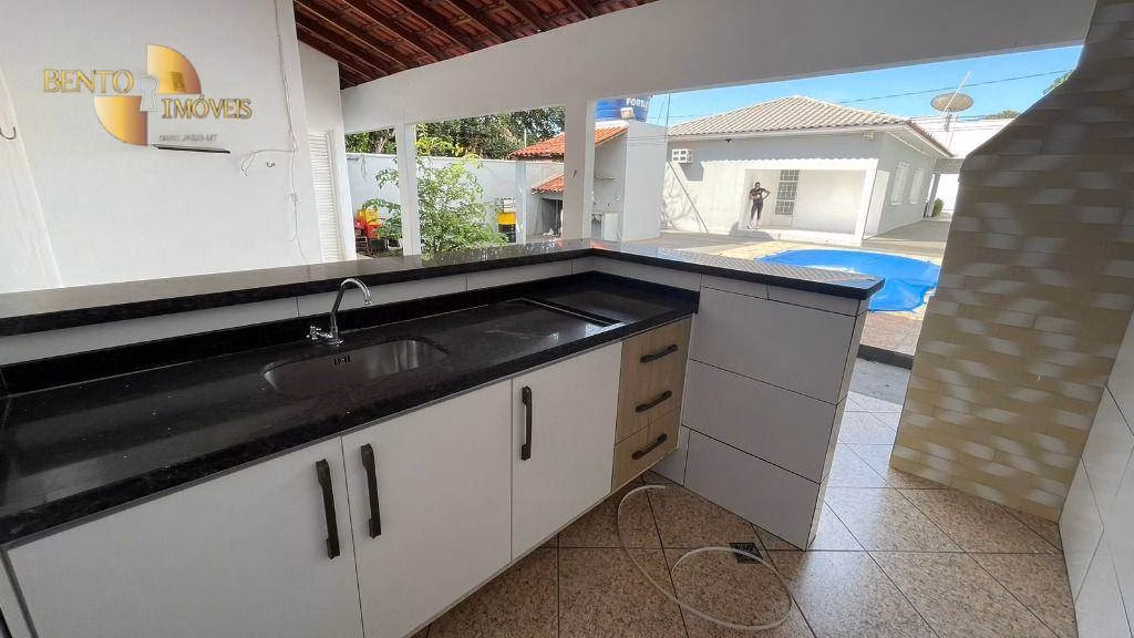 Casa de 360 m² em Várzea Grande, MT