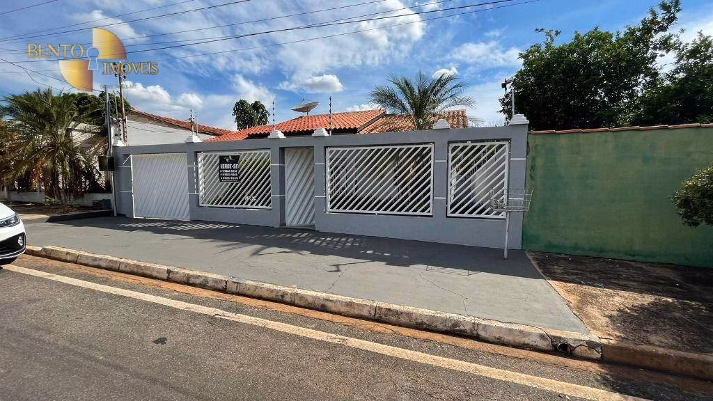 Casa de 360 m² em Várzea Grande, MT