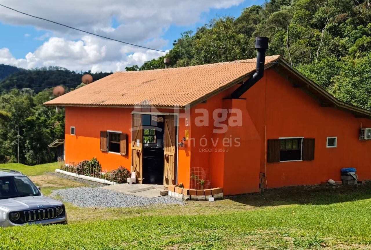 Fazenda de 15 ha em Alfredo Wagner, SC