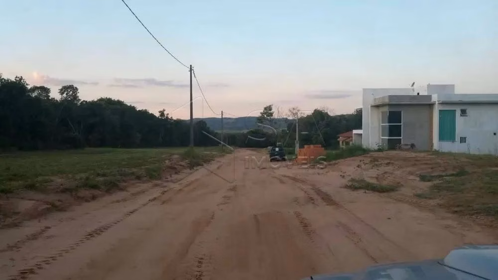 Chácara à venda de 450 m² em Pardinho, SP