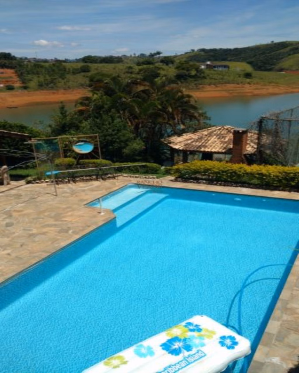 Chácara de 3,444 m² em Igaratá, SP