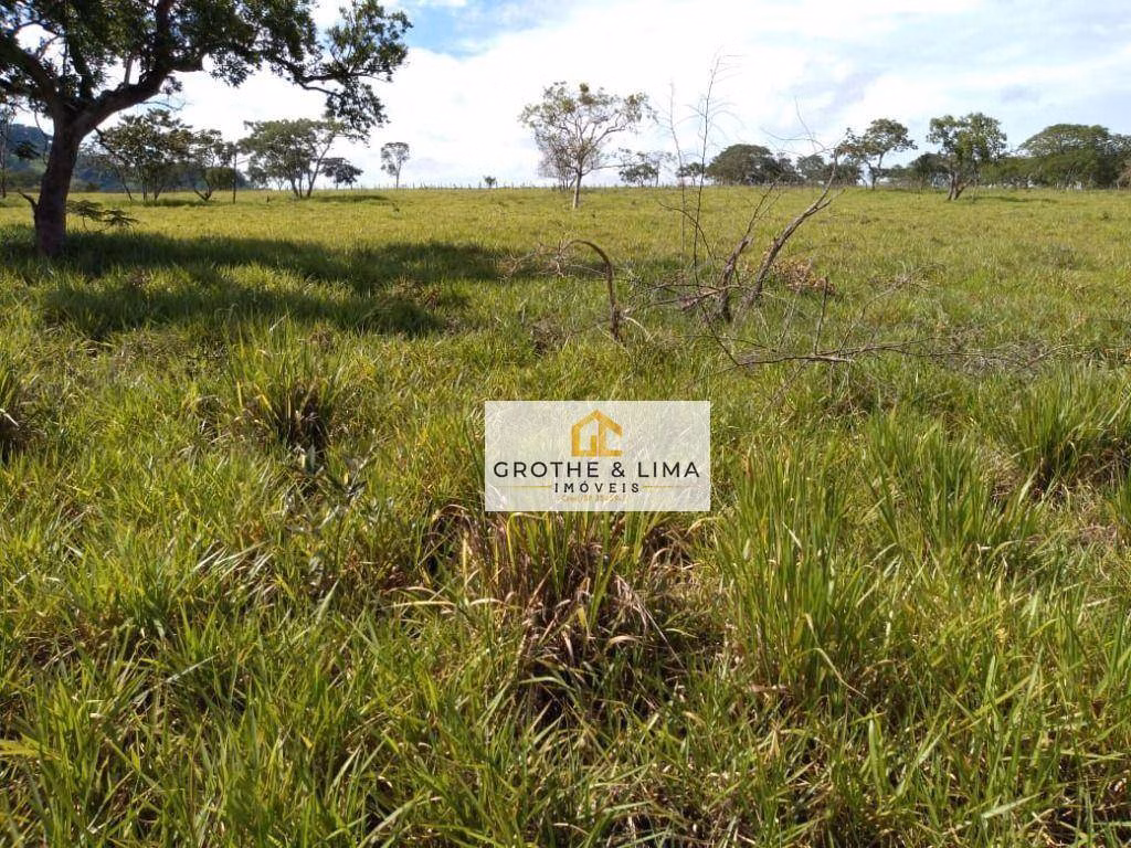 Fazenda de 266 ha em Claraval, MG