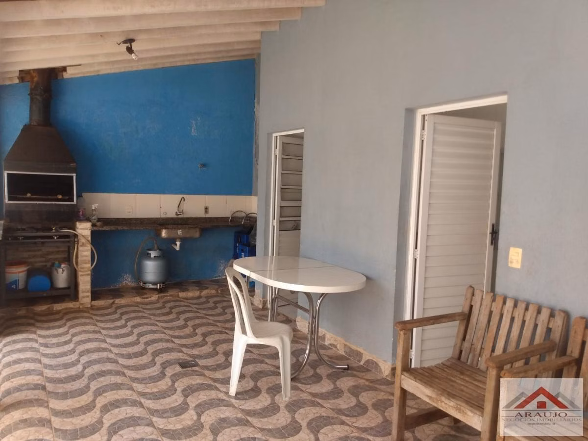 Casa de 330 m² em Paulínia, SP