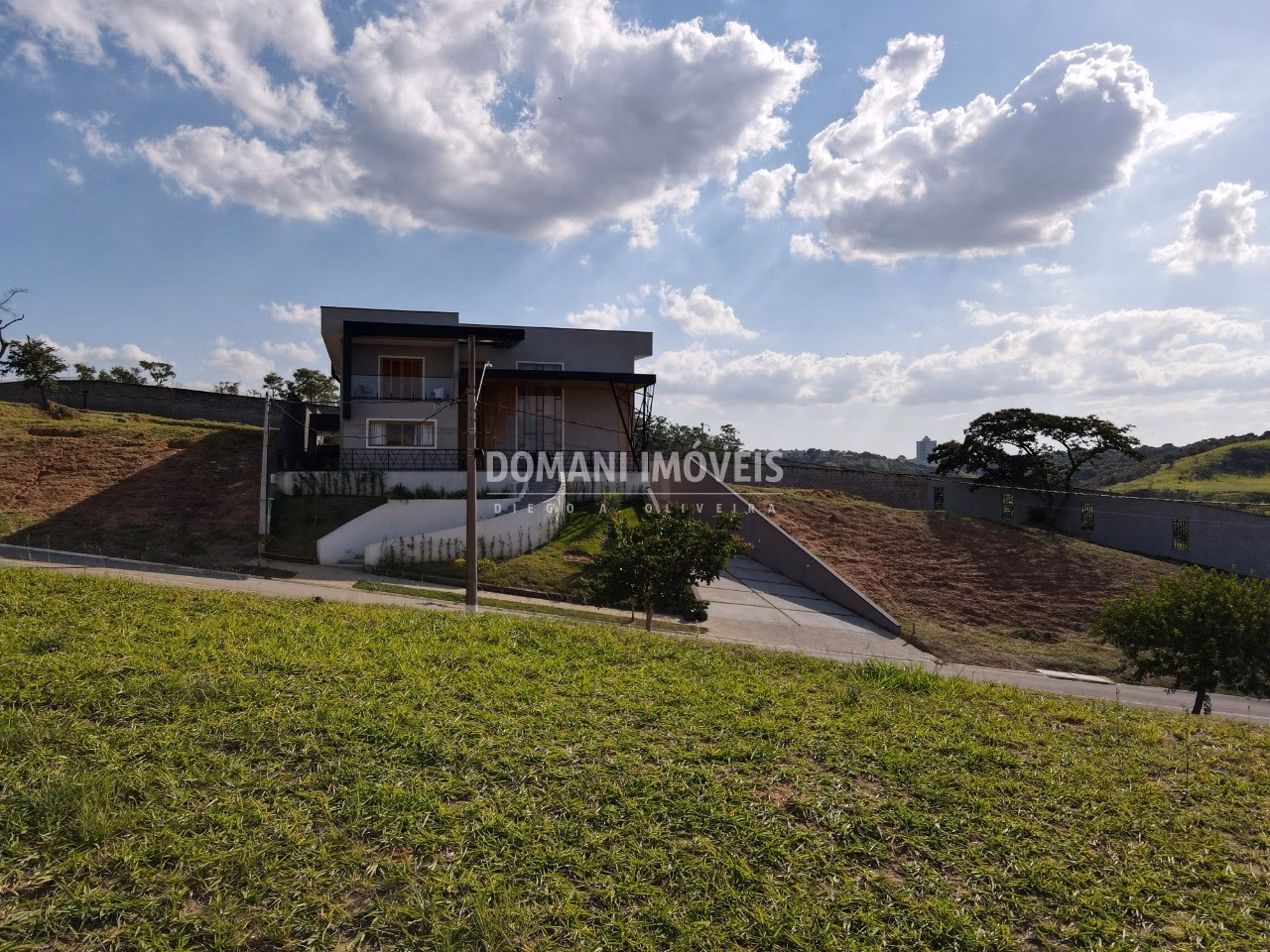 Terreno de 860 m² em São José dos Campos, SP