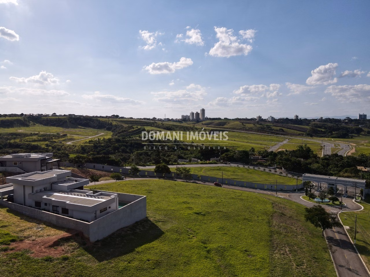 Terreno de 860 m² em São José dos Campos, SP