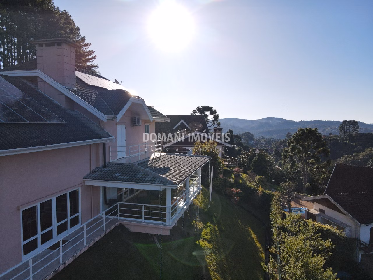 Casa de 1.070 m² em Campos do Jordão, SP
