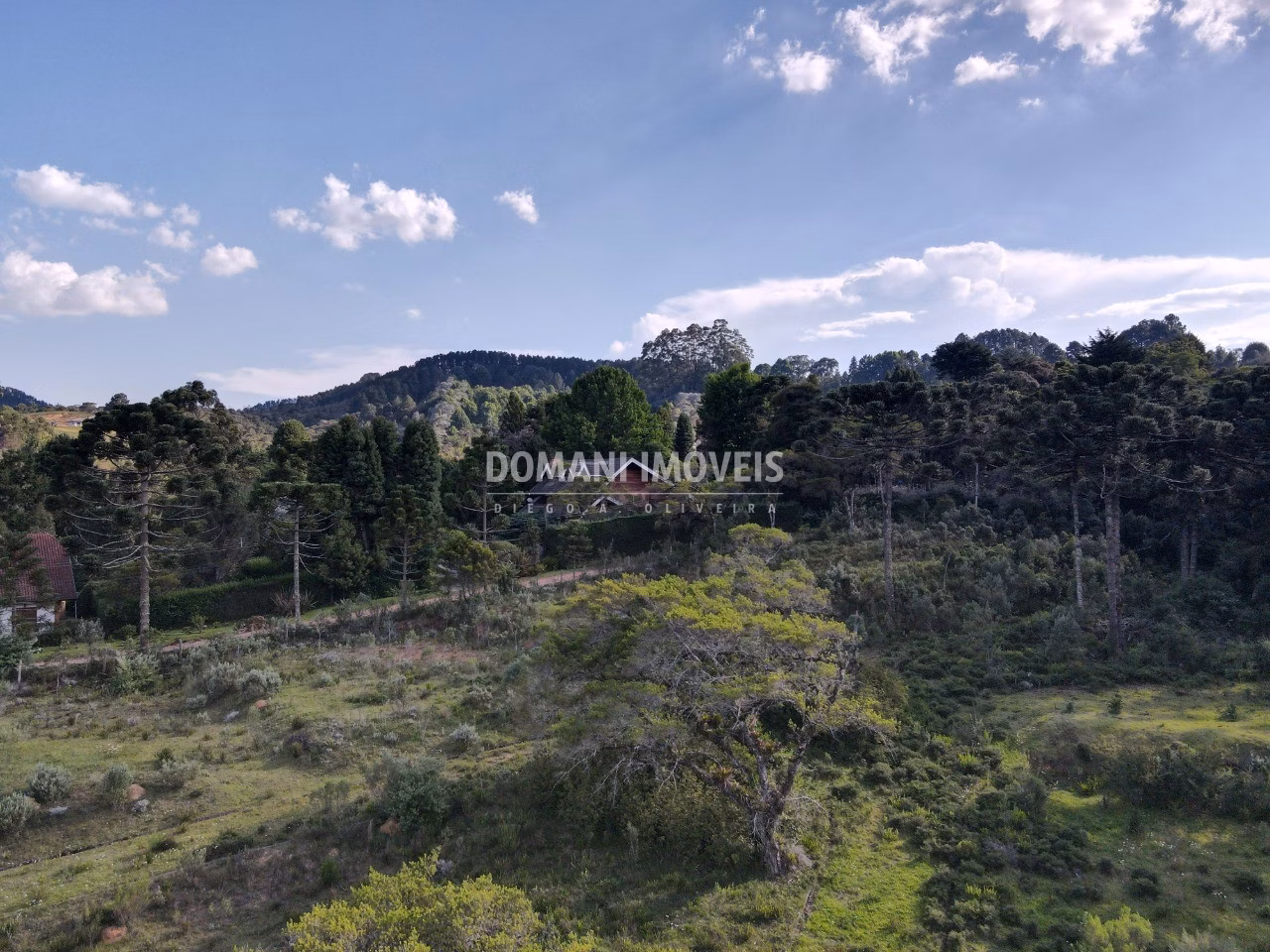 Terreno de 6.080 m² em Campos do Jordão, SP