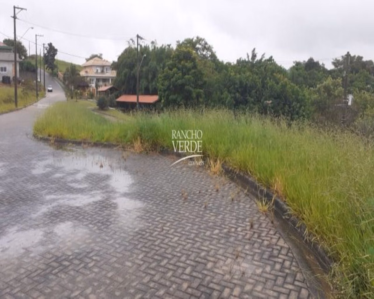 Terreno de 1,500 m² em São José dos Campos, SP