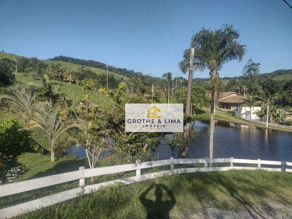 Fazenda de 19 ha em Arujá, SP