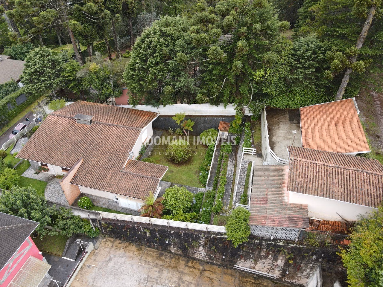 House of 1,010 m² in Campos do Jordão, SP, Brazil