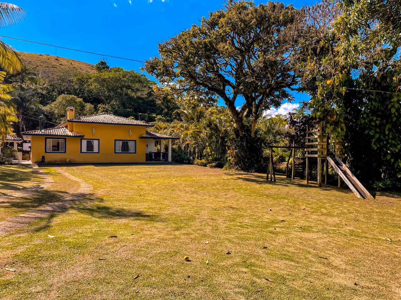 Sítio de 2 ha em Paraibuna, SP