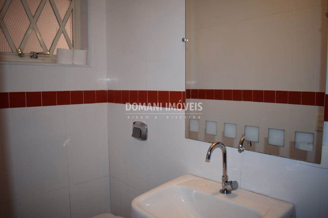 Casa de 850 m² em Campos do Jordão, SP