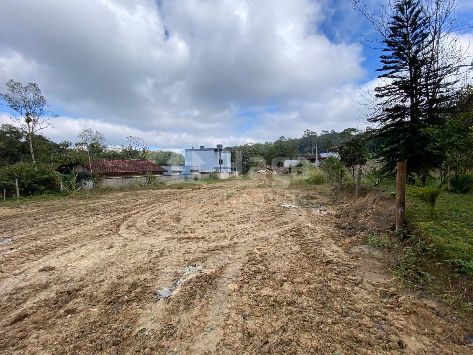 Terreno de 9.110 m² em Guabiruba, SC