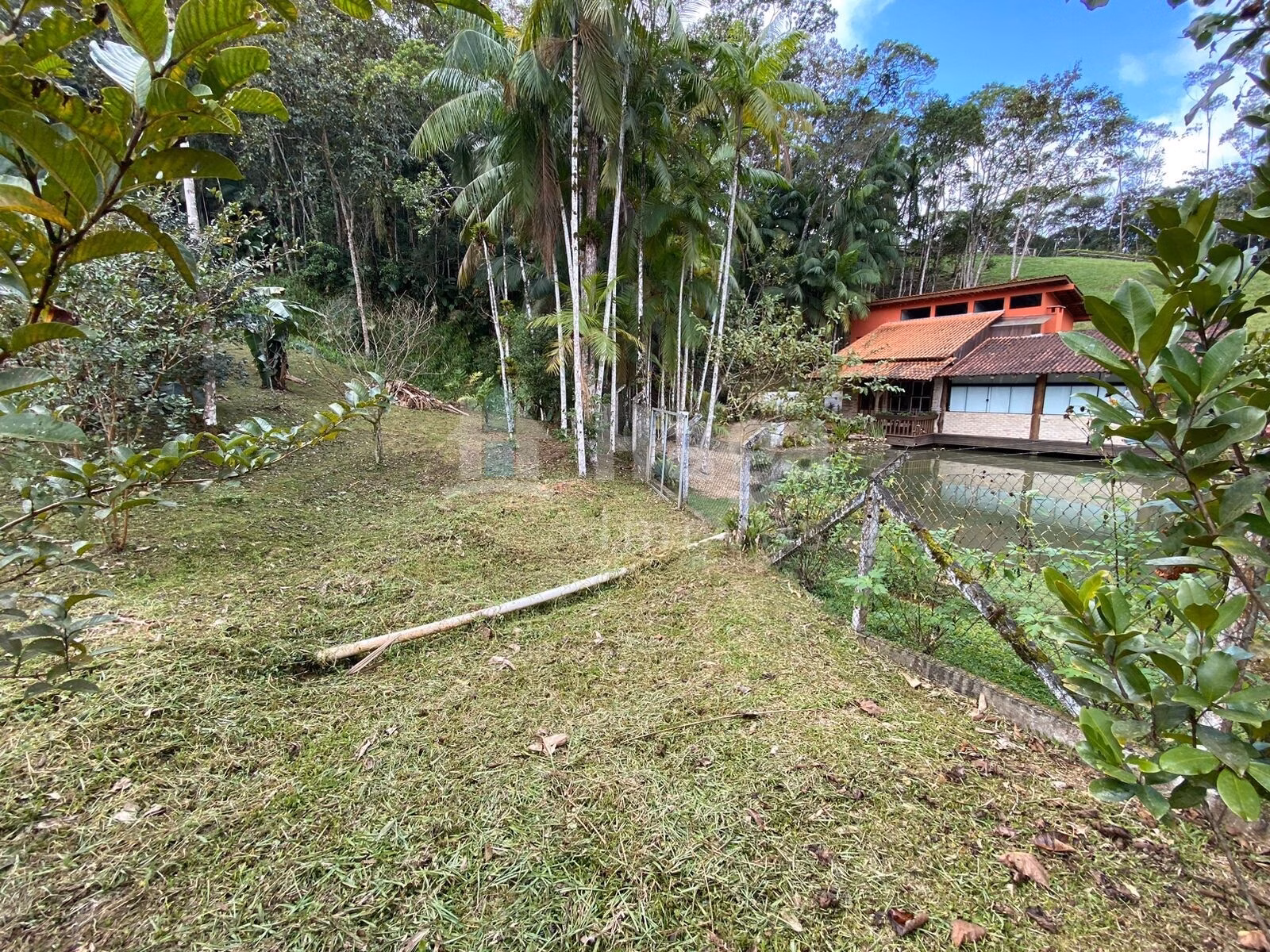 Terreno de 9.110 m² em Guabiruba, SC