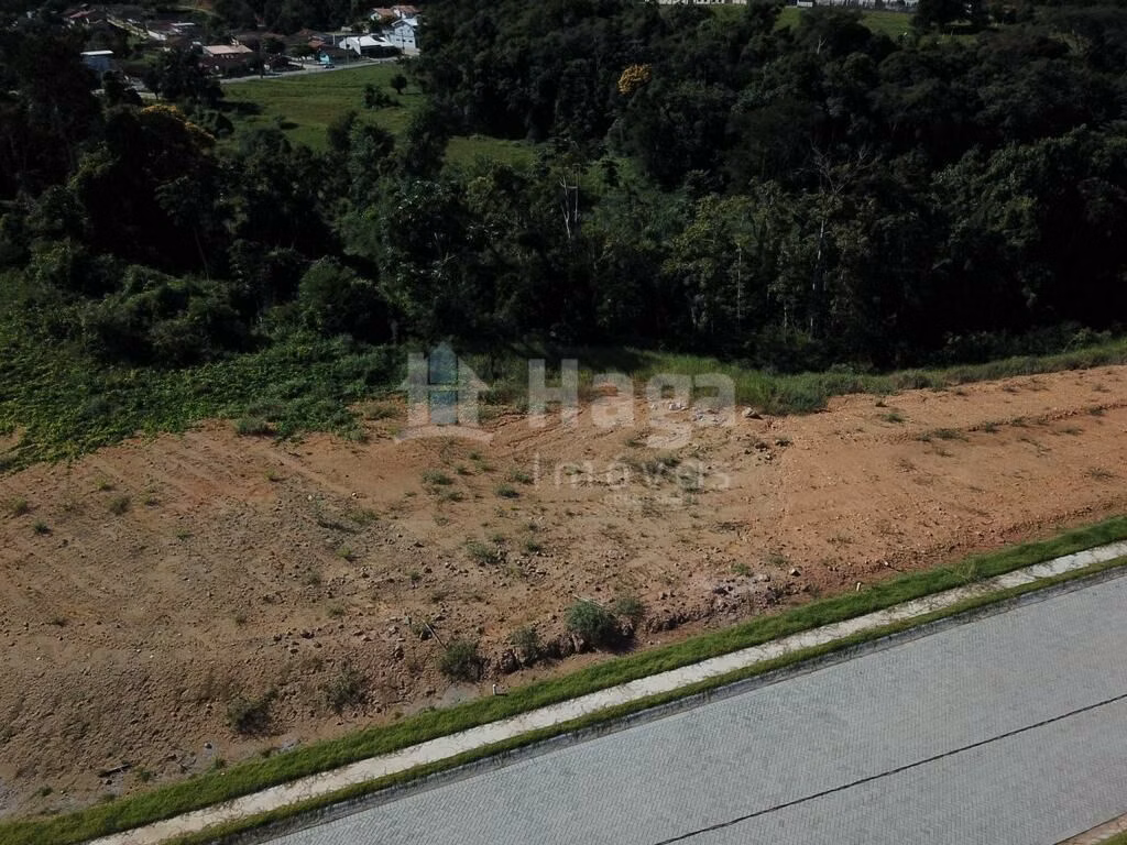 Terreno de 280 m² em Brusque, SC